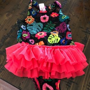Girls swimsuit
